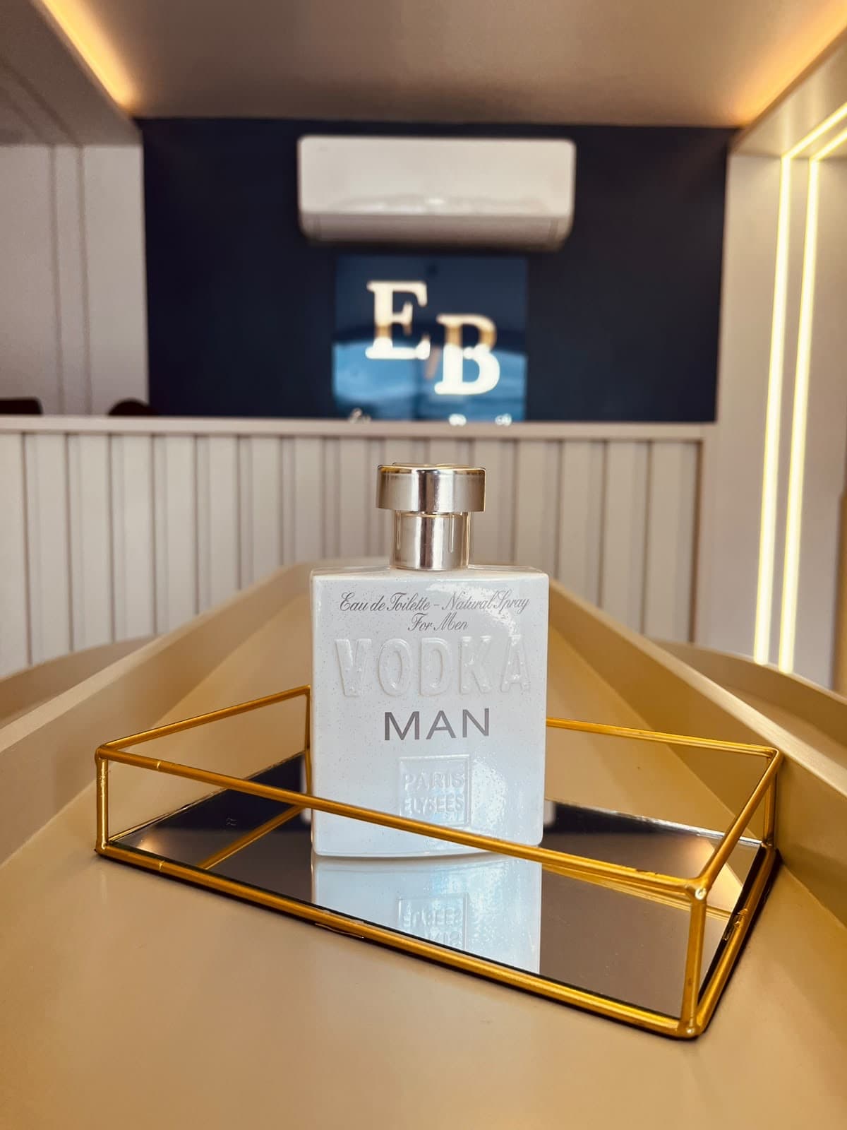 Paris Elysees Vodka Man