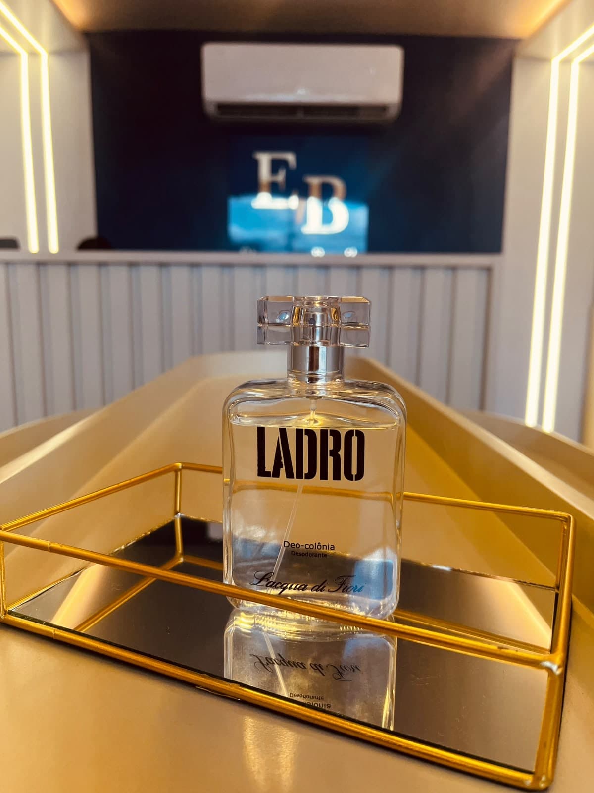 L’acqua di Fiori Ladro